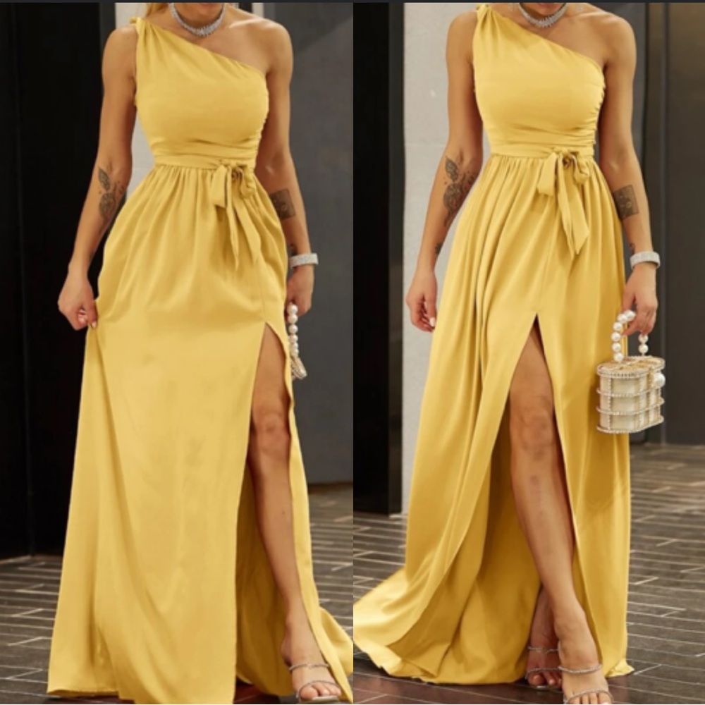 Elegant One-Shoulder Yellow Wedding Dress